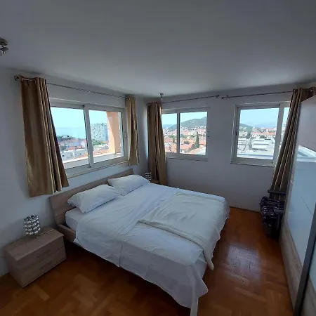 Apartment Big Nick's Penthouse Split